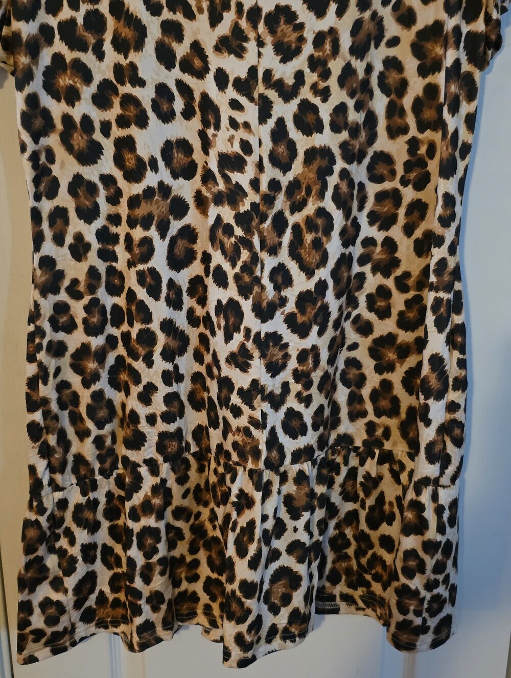 Leopard Print V-Neck Ruffled Hem Dress - Picture 7 of 7